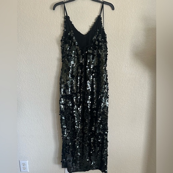 Intimately Free People Paillette Black Chunky Sequin
Midi Slip Dress XS NWOT - Picture 4 of 6